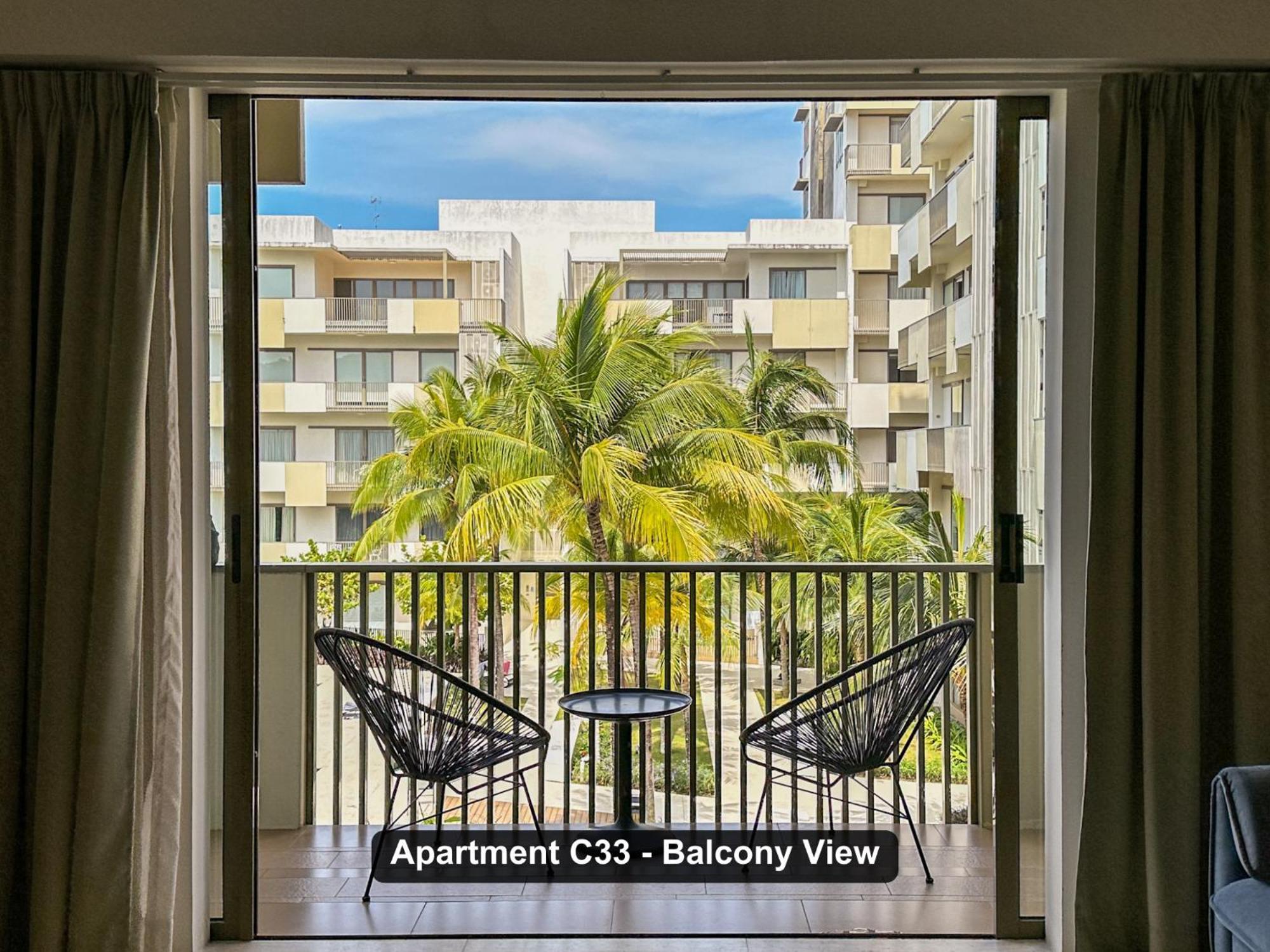 By The Sea- Pool And Sea View Apartamento Batu Ferringhi Exterior foto