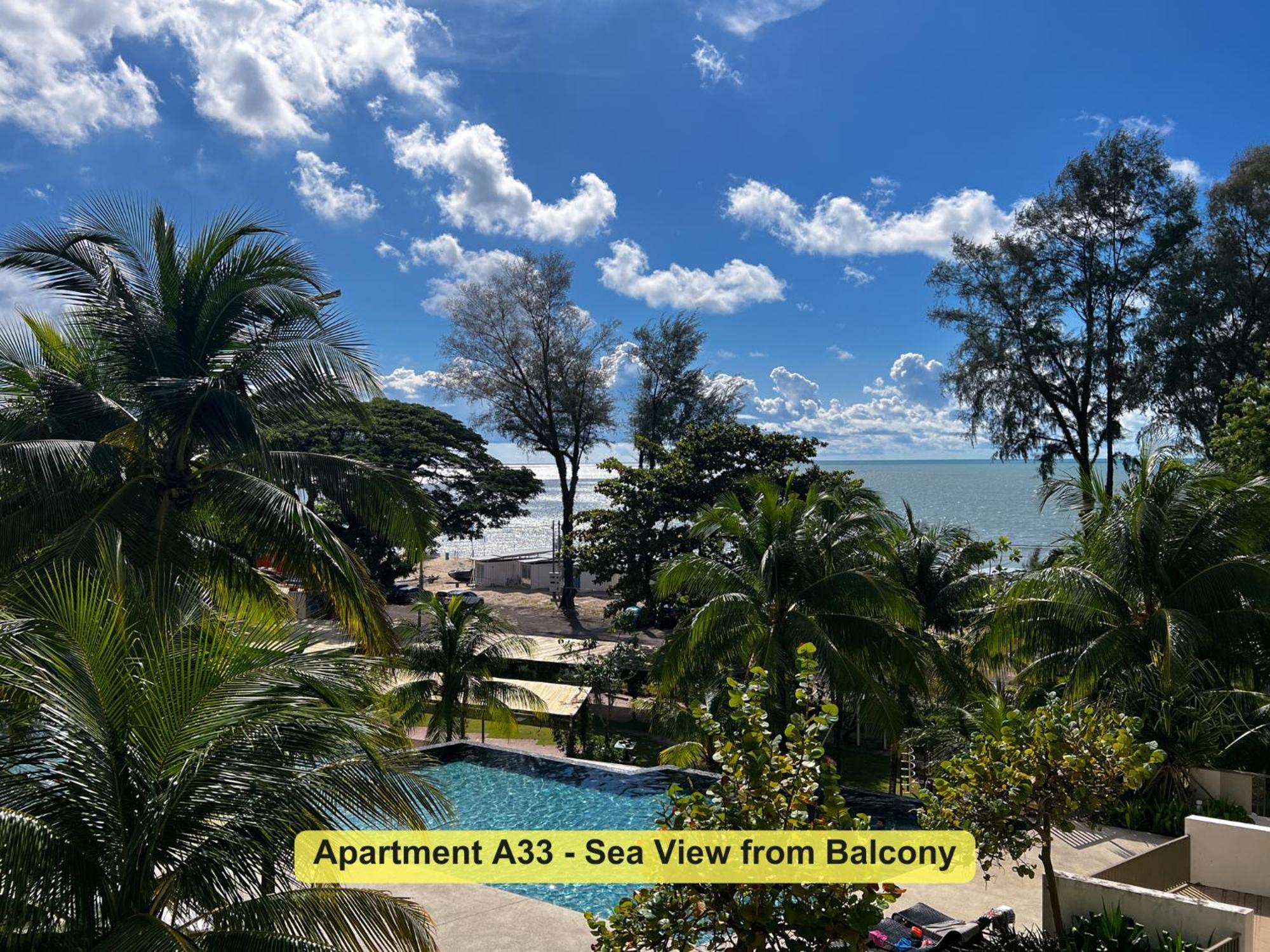 By The Sea- Pool And Sea View Apartamento Batu Ferringhi Exterior foto
