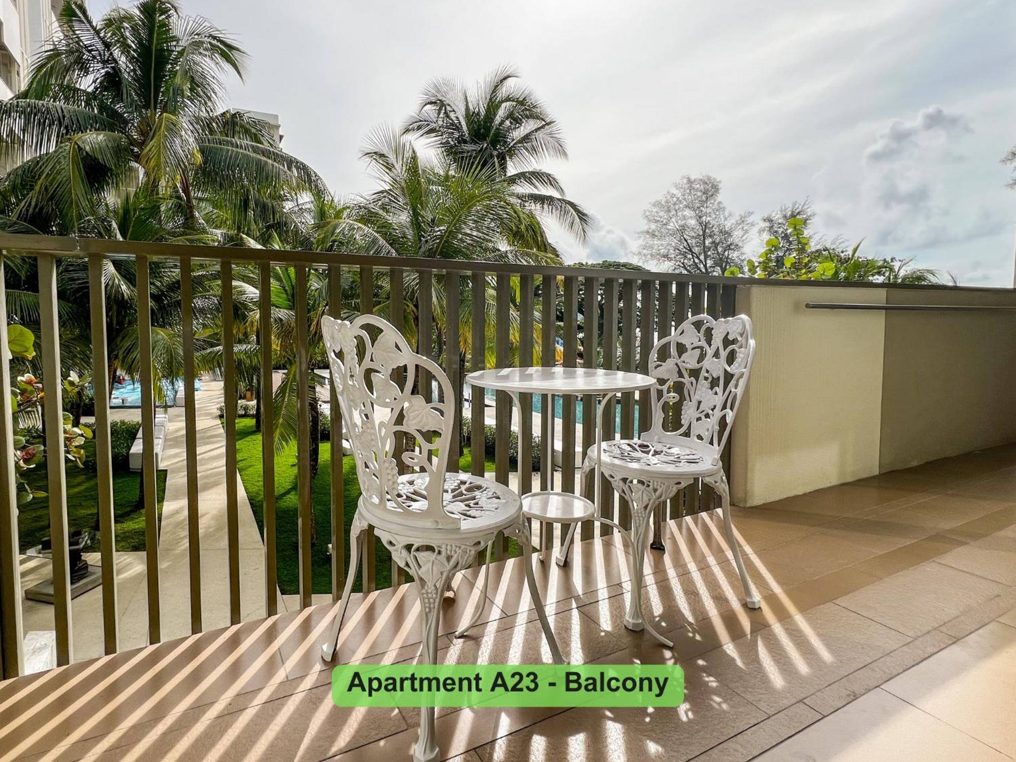 By The Sea- Pool And Sea View Apartamento Batu Ferringhi Exterior foto